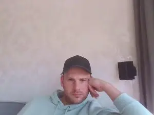 Cam4 Sex Cam of mitchell_boy