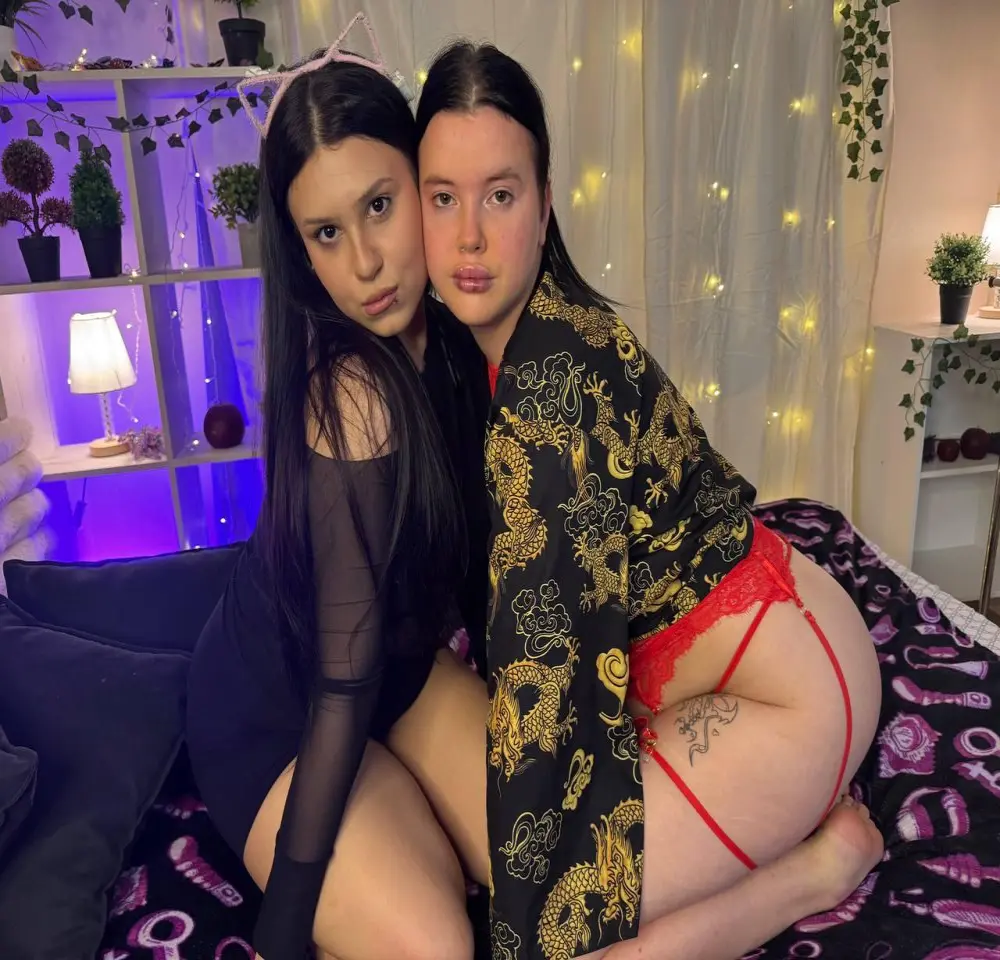 LoNikTwins