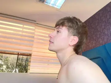 Cam4 Private Sex Chat of Tayler_White