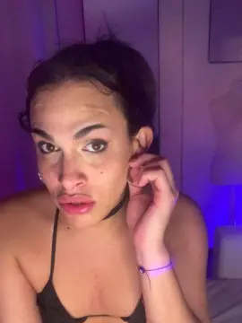 Cam4 Live Porn of Tina_____