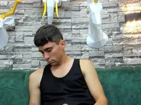Cam4 Live Sex Cam of Mike_Whitee