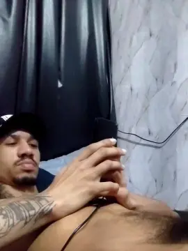 Cam4 Live Sex of MALOKATATUAD98