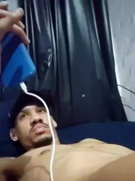 Cam4 Live Porn of MALOKATATUAD98