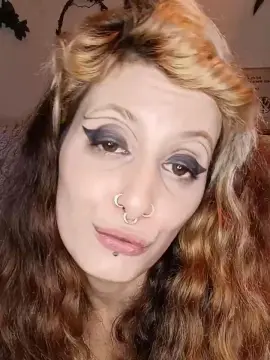 Cam4 Live Sex of theWitch696