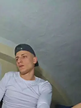 Cam4 Free Porn Cam of robinodxxx