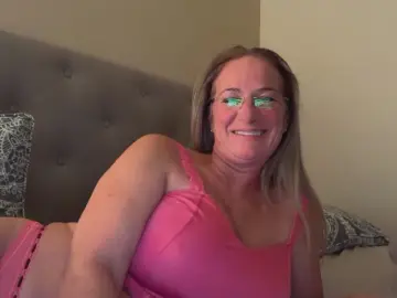 Cam4 Live Sex Cam of DDD_frenchlove