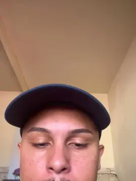 Cam4 Live Porn of Morenoyboy