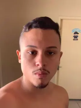 Cam4 Sex Chat of Morenoyboy