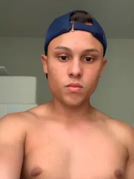 Cam4 Live Sex Cam of Morenoyboy