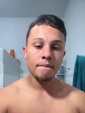 Cam4 Nude Webcam of Morenoyboy