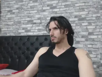 Cam4 Free Live Porn of Tyler_dn