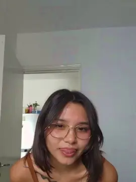 Cam4 Live Sex Cam of onemy