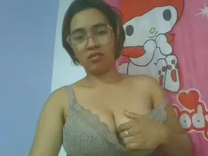 Cam4 Live Sex of lalaina7