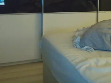 Cam4 Watch Live Sex Cams of breed_me_pls