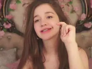 Cam4 Adult Video Chat of EdinaFairleigh