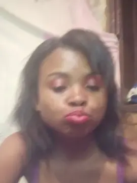 Cam4 Live Sex of Miora05