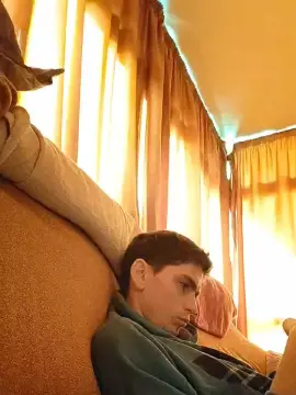 Cam4 Live Porn of albertillo2