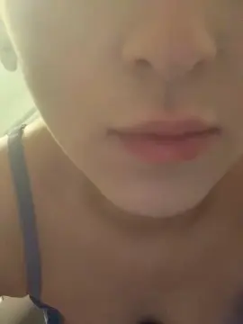 Cam4 Sex Cam of cheekycherryfun