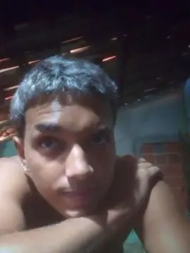Cam4 Adult Webcam of Vini18cm_novin