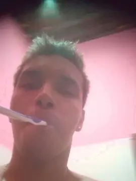 Cam4 Live Porn of Vini18cm_novin