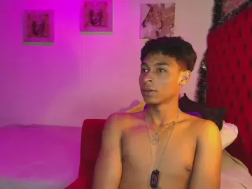 Cam4 Nude Webcam of CoffeNite_nom