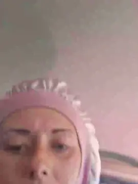 Cam4 Private Sex Chat of Daisy747