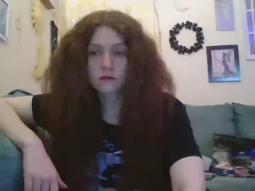 Cam4 Live Sex Cam of QueenCrimson
