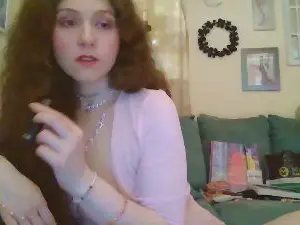 Cam4 Sex Chat of QueenCrimson