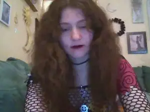 Cam4 Live Porn of QueenCrimson