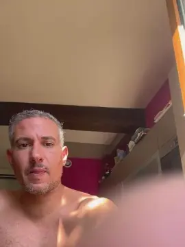 Cam4 Live Porn of max83_fun
