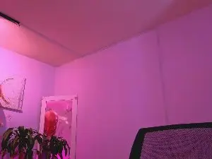 Cam4 Live Porn of valerie_horny_