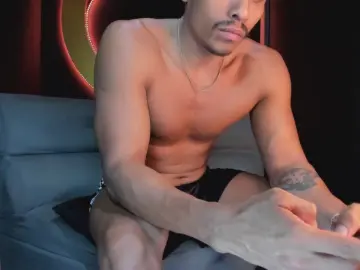 Cam4 Free Live Porn of Abra_HamXL