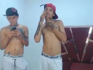 Cam4 Live Porn of dilan_abraham