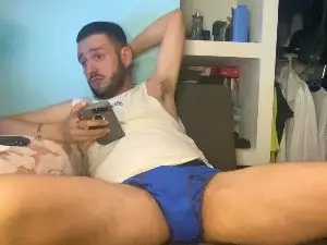 Cam4 Live Sex of Alexitho35