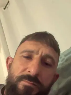 Cam4 Live Sex of ervinsaraci20g1