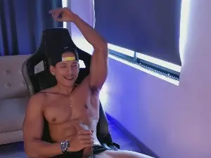 Cam4 Live Sex of Liam_Volkov