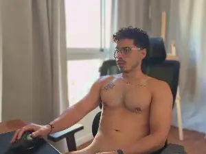 Cam4 Live Sex of josephcouput