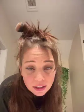 Cam4 Live Sex of Touchmethere90