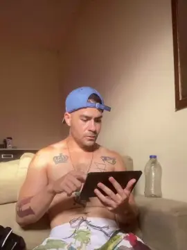 Cam4 Live Porn of pedro5946