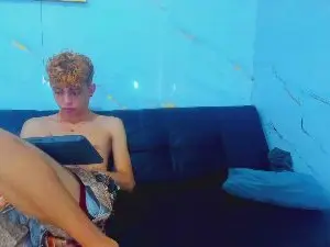Cam4 Live Porn of Kheny_mac_1