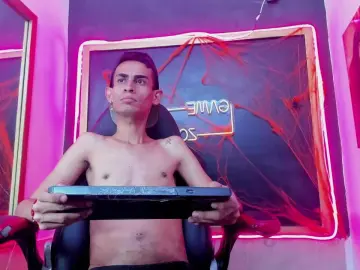 Cam4 Adult Video Chat of dominic_anasis