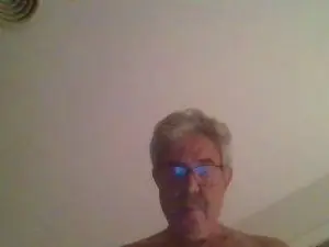 Cam4 Live Porn of lefty147