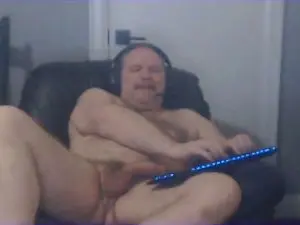 Cam4 Adult Webcam of behindu123