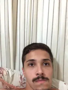 Cam4 Private Sex Chat of HenriqueXz244