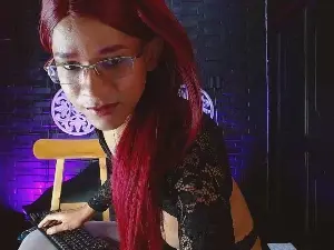 Cam4 Live Sex of haron_hot1