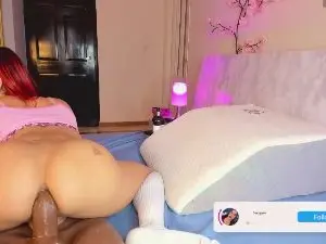 Cam4 Free Live Porn of charolbruce_1