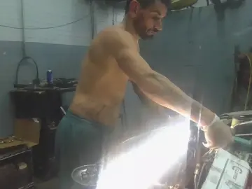 Cam4 Live Sex Cam of Bigtoyguy34