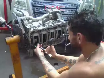 Cam4 Nude Webcam of Bigtoyguy34