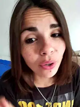 Cam4 Adult Video Chat of Desiree025