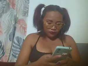 Cam4 Watch Live Sex Cams of Annahrose